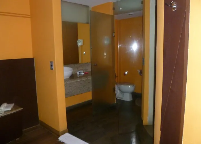 Auto Rosso Love hotel *
